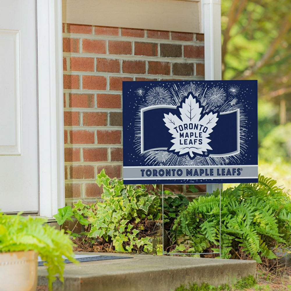 Toronto Maple Leafs Yard Sign, Patriotic - NHL Home