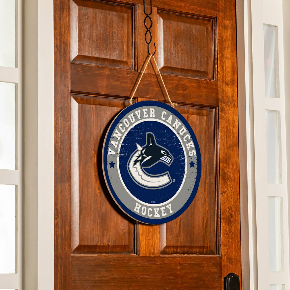 Vancouver Canucks Round Door Décor with Hanging Rope, 18x18 - NHL Home