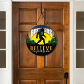 Milwaukee Brewers Bigfoot Round Door Décor with Hanging Rope, 18x18 - MLB Home
