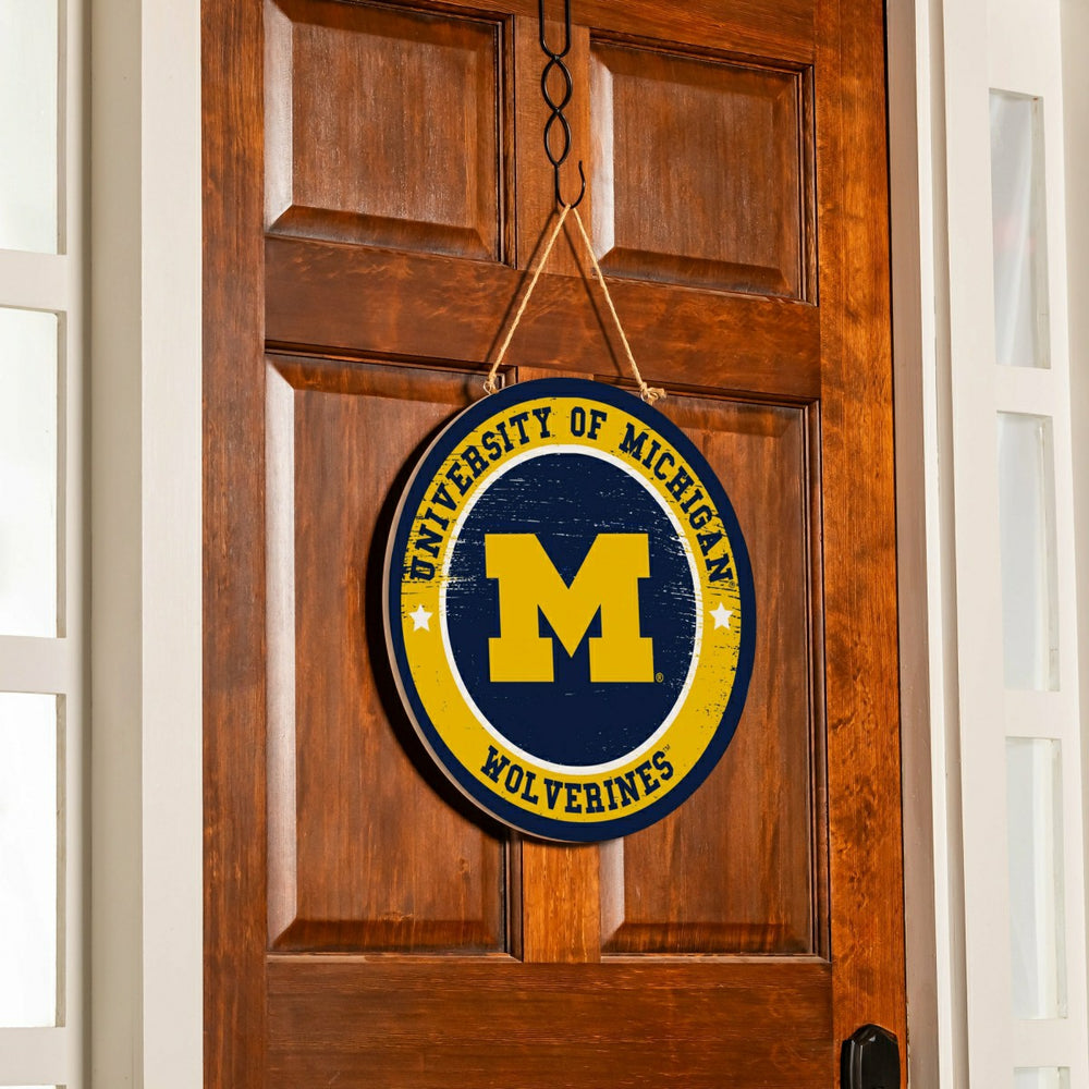 University Of Michigan Round Door Décor with Hanging Rope, 18x18 - Collegiate Home