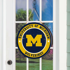 University Of Michigan Round Door Décor with Hanging Rope, 18x18 - Collegiate Home