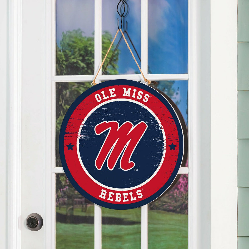 University of Mississippi Round Door Décor with Hanging Rope, 18x18 - Collegiate Home