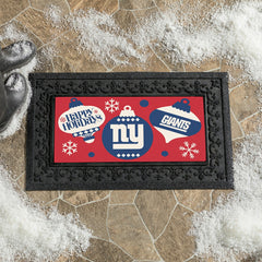 New York Giants Holiday Flocked Coir Sassafras Switch Mat, 22"x10" - NFL