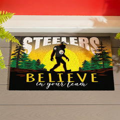 Pittsburgh Steelers Bigfoot PVC Mat, 28"x16" - NFL