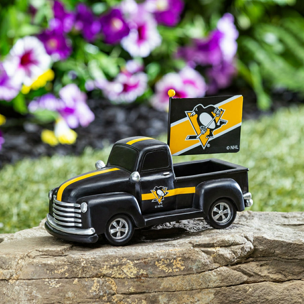 Detroit Lions Rally Truck Statue - NHL Home