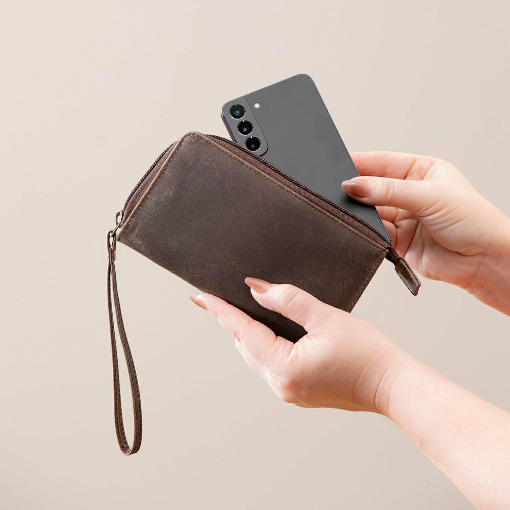 Detroit Tigers Wristlet Wallet Brown - MLB Home