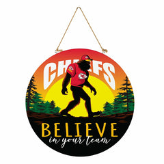 Kansas City Chiefs Bigfoot Round Door Décor with Hanging Rope, 18x18 - Home