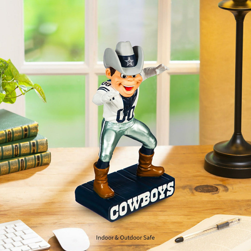Dallas Cowboys Mascot Statue MyEvergreen - NFL Home