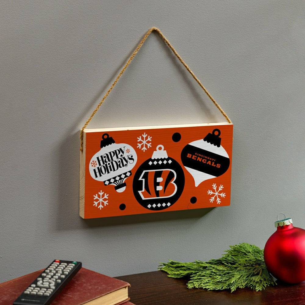 Cincinnati Bengals Holiday Wood Wall Sign, 6x11 - NFL Home