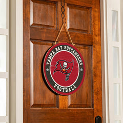 Tampa Bay Buccaneers Round Door Décor with Hanging Rope, 18x18 - NFL Home
