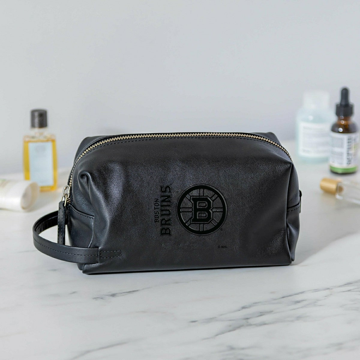 Boston Bruins, Embossed Toiletry Bag, Black - NHL Home