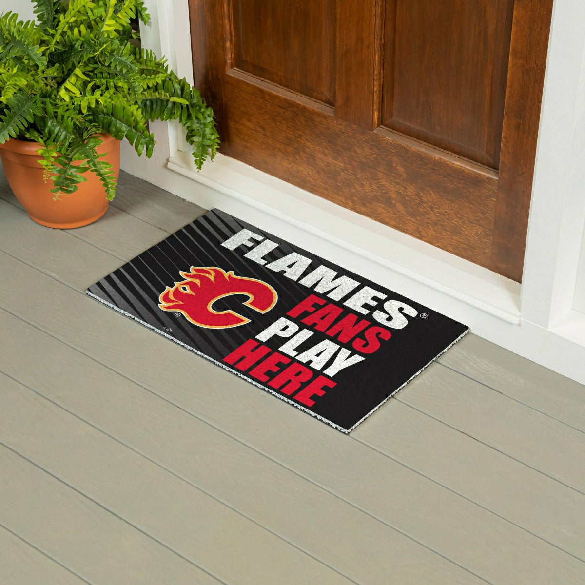 Calgary Flames Fan Mat, 28"x16" - NHL