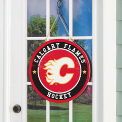 Calgary Flames Round Door Décor with Hanging Rope, 18x18 - NHL Home