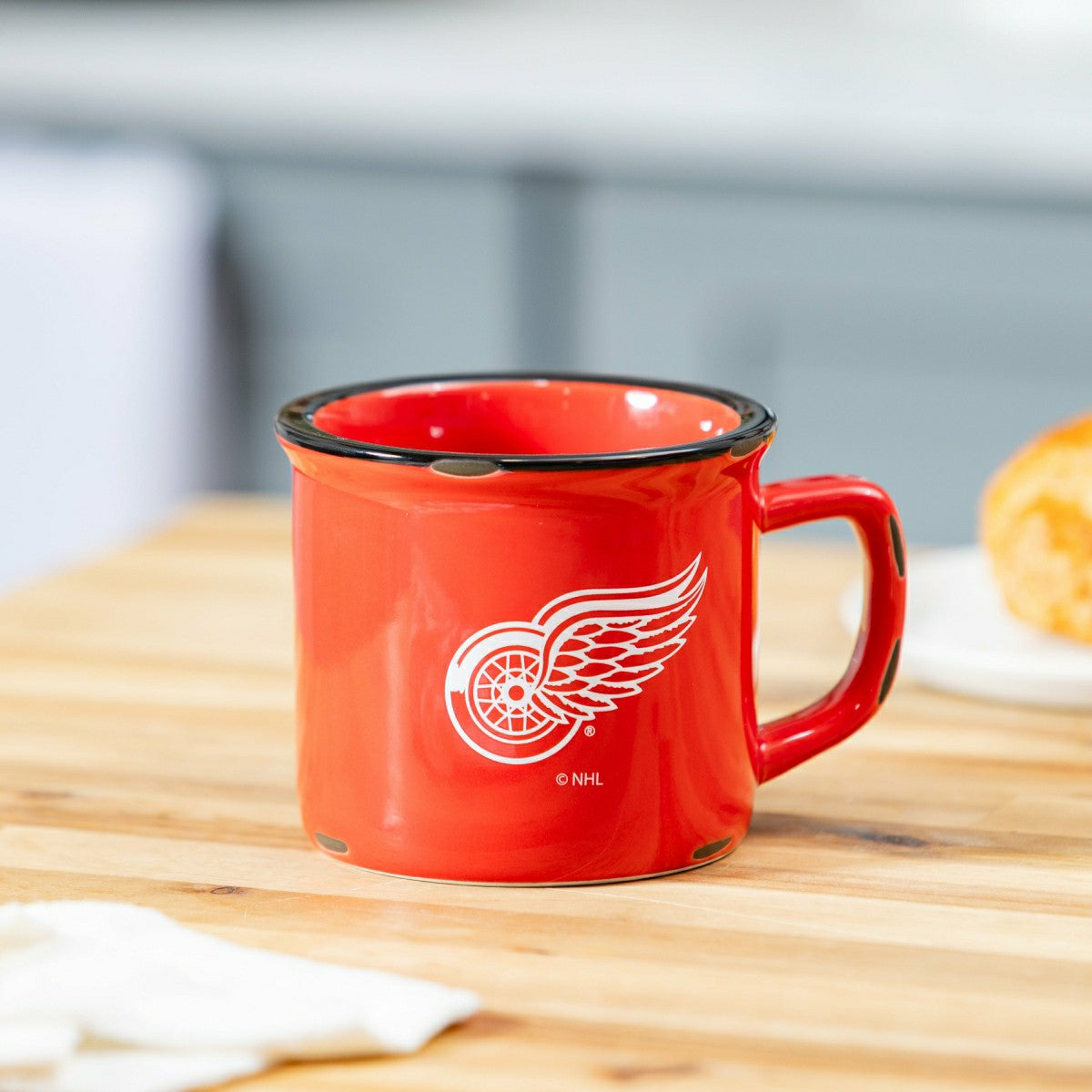Detroit Red Wings Ceramic Camp Cup with Enamel Finish, 14oz - NHL Home