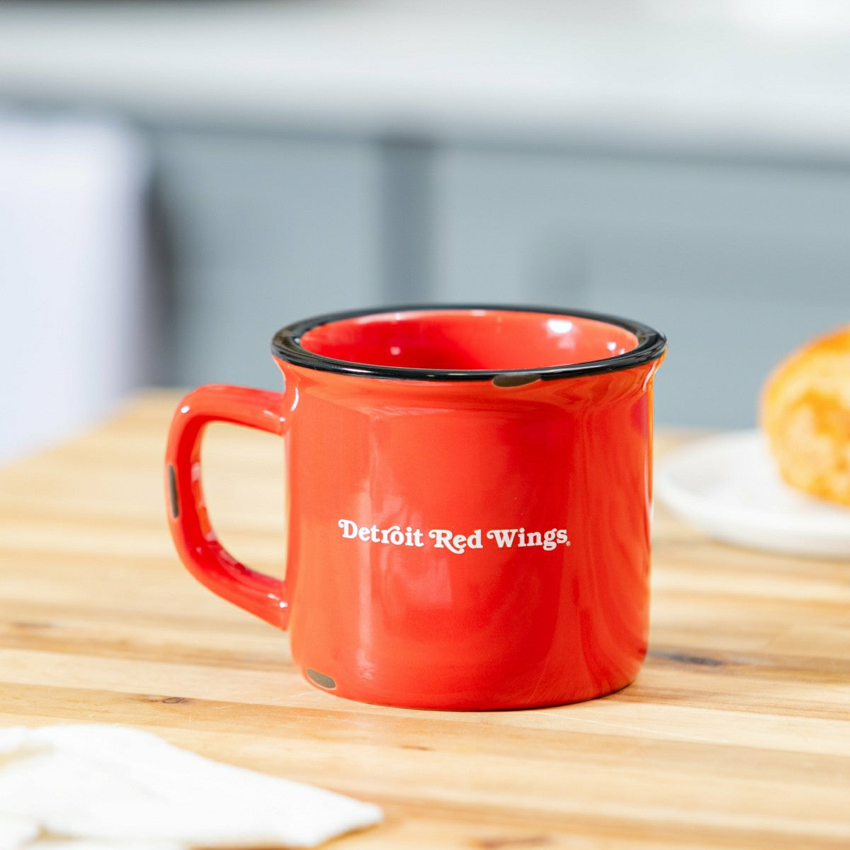 Detroit Red Wings Ceramic Camp Cup with Enamel Finish, 14oz - NHL Home
