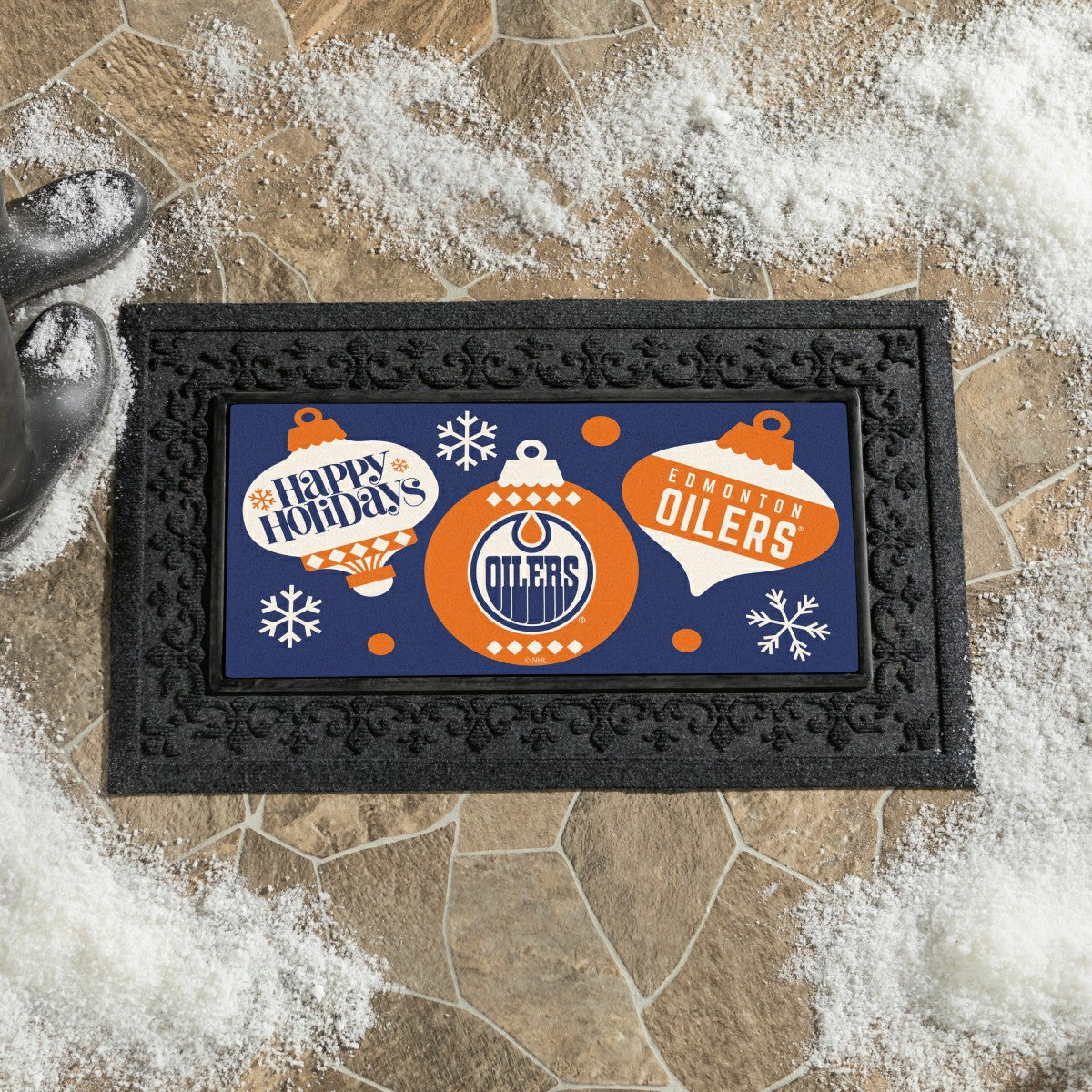 Edmonton Oilers Holiday Flocked Coir Sassafras Switch Mat, 22"x10" - NHL