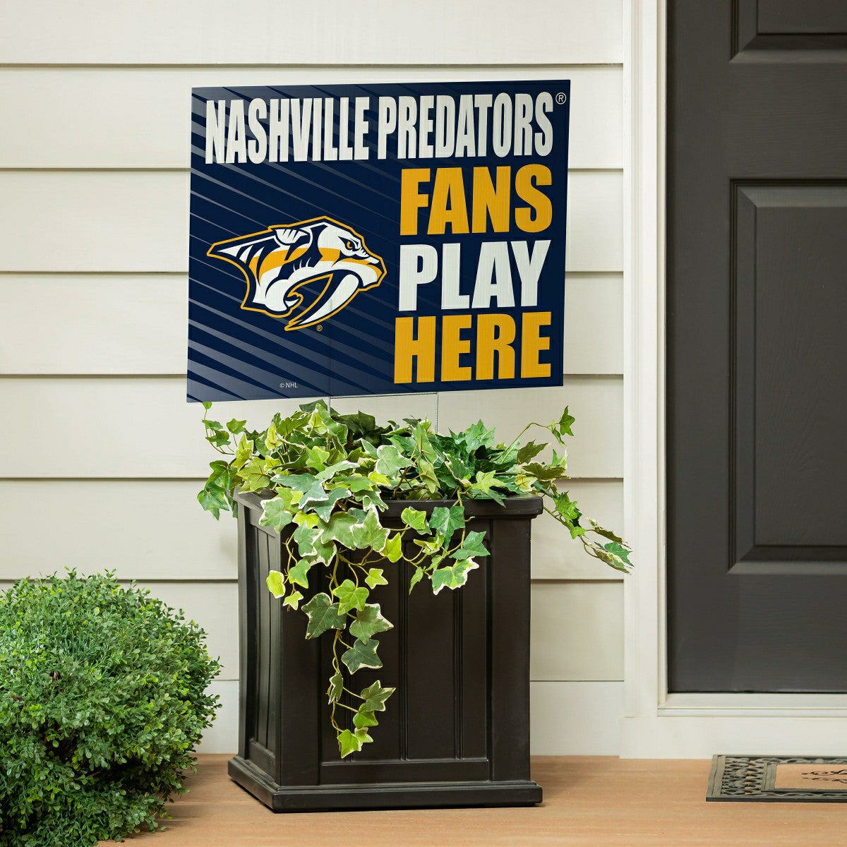 Nashville Predators Coroplast Yard Sign "Fans Play Here" - NHL Home
