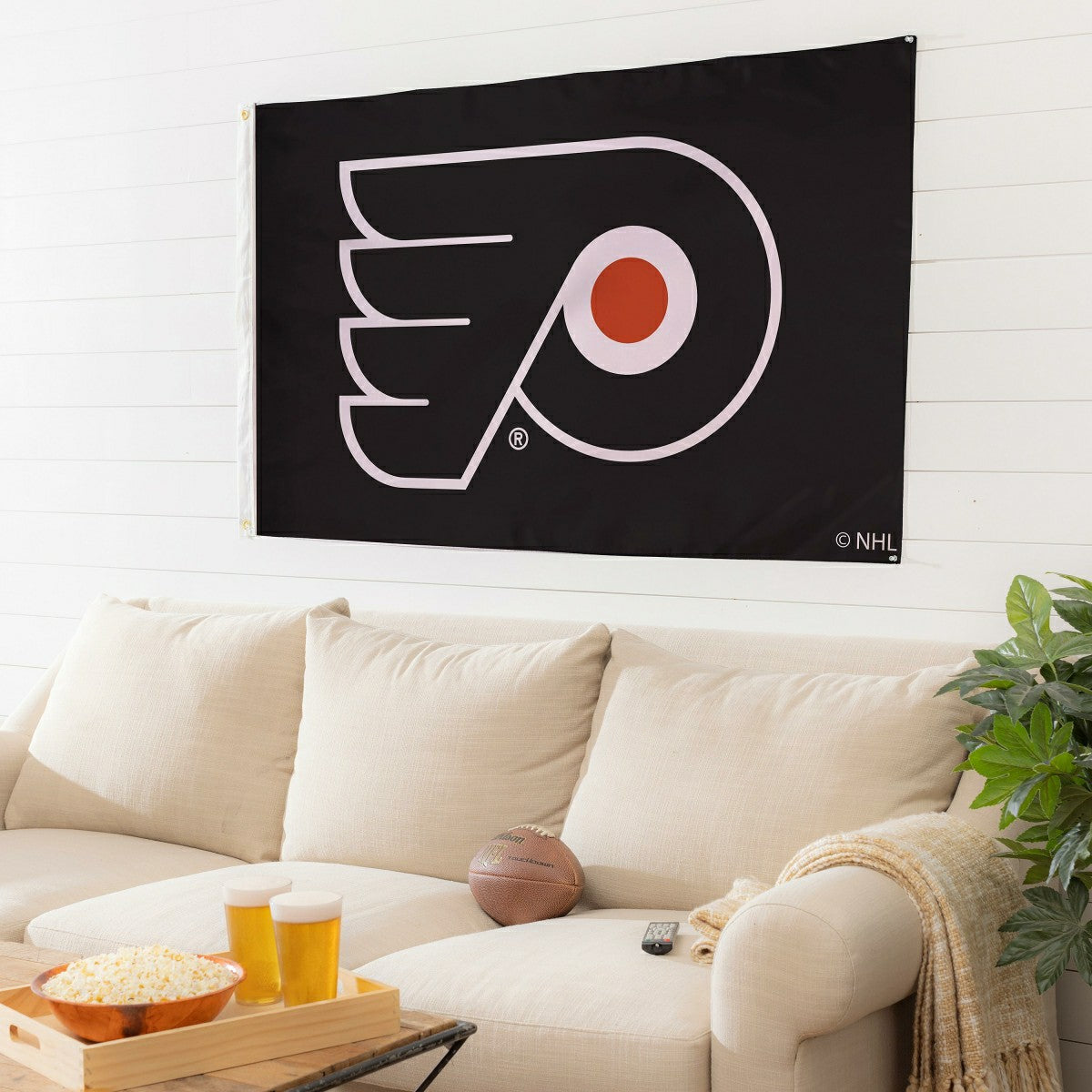 Philadelphia Flyers Single Sided Estate Flag with 2 Grommets, 3'x5' - NHL Home