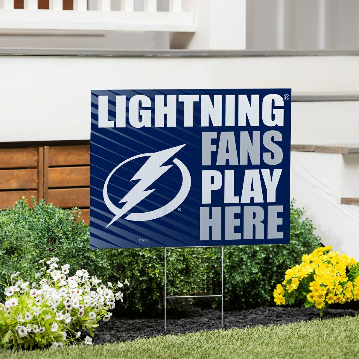 Tampa Bay Lightning Coroplast Yard Sign "Fans Play Here" - NHL Home