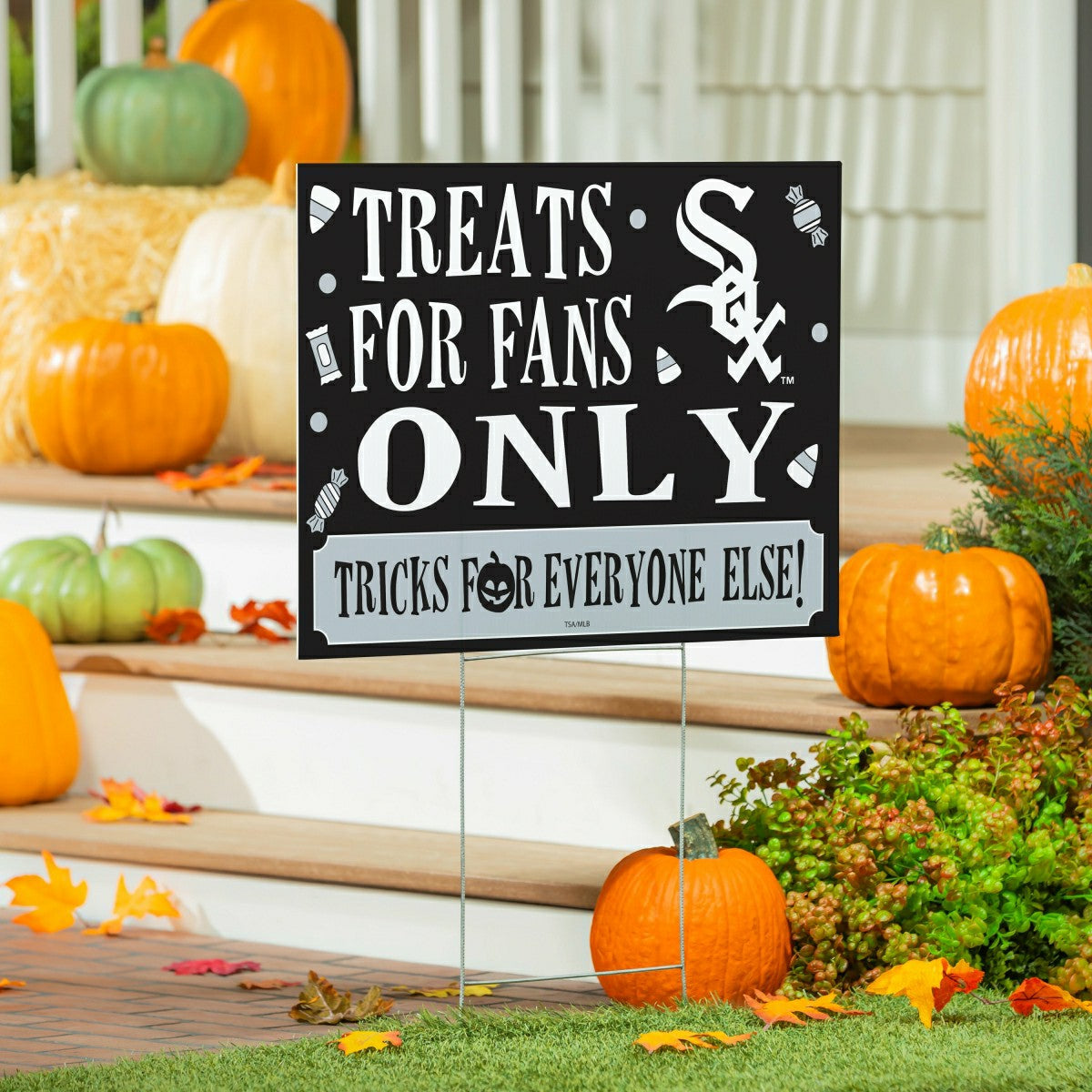 Chicago White Sox Yard Sign, Halloween Treats for Fans - MLB Home