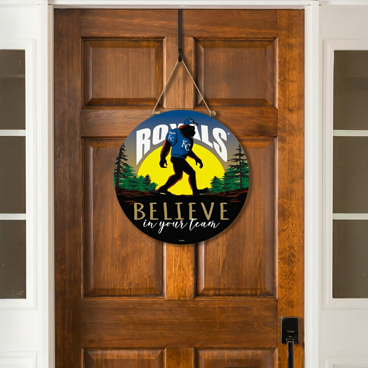 Kansas City Royals Bigfoot Round Door Décor with Hanging Rope, 18x18 - MLB Home
