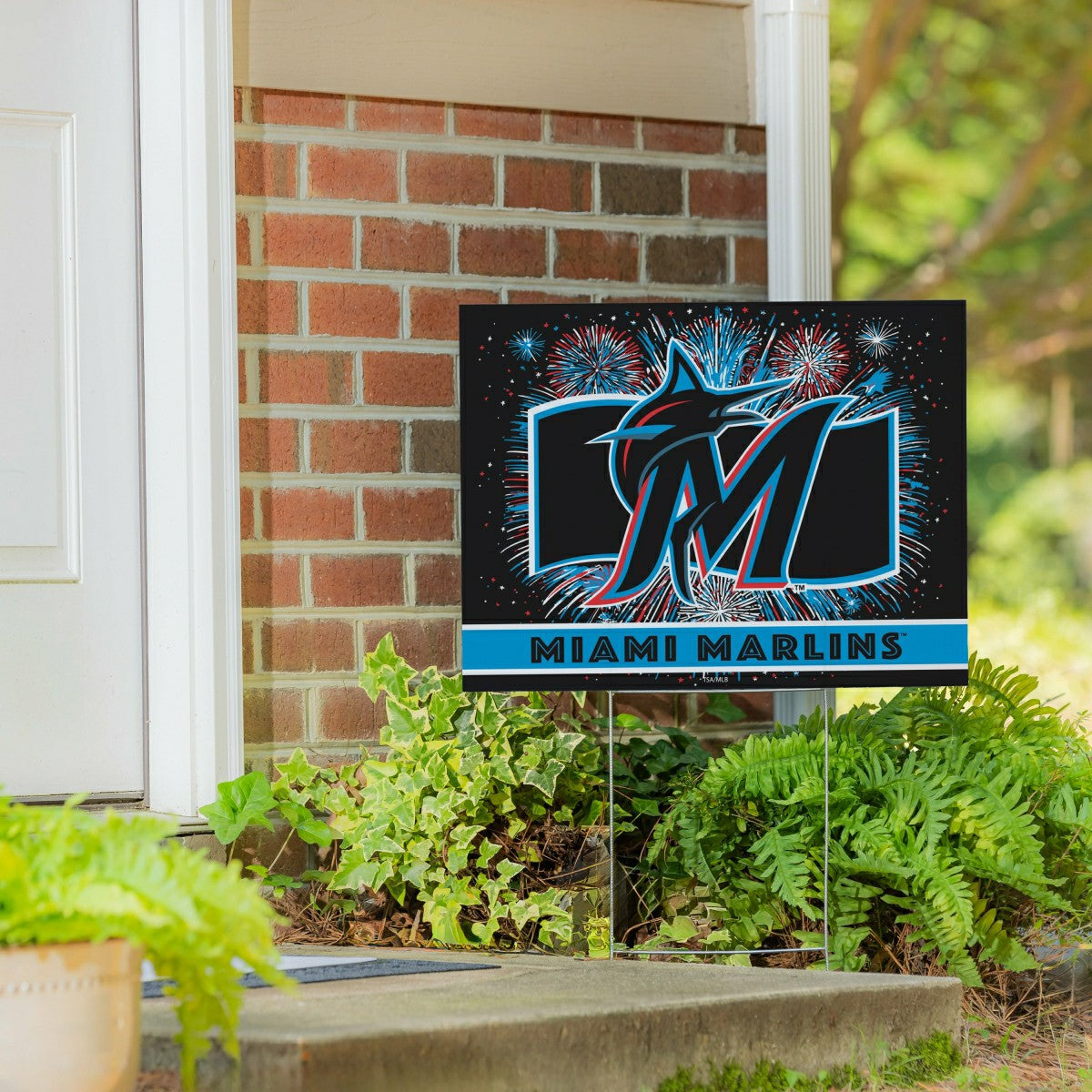 Miami Marlins Yard Sign, Patriotic - MLB Home