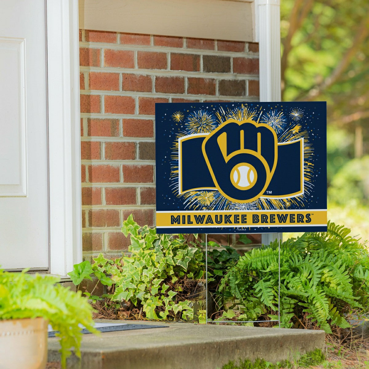 Milwaukee Brewers Yard Sign, Patriotic - MLB Home