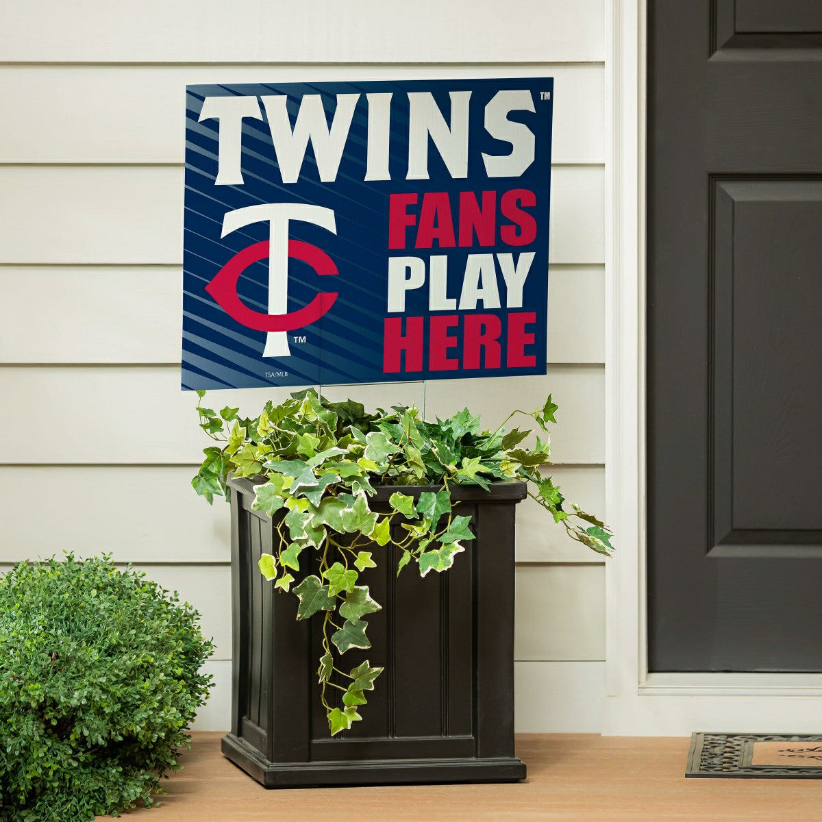 Minnesota Twins Coroplast Yard Sign "Fans Play Here" - MLB Home