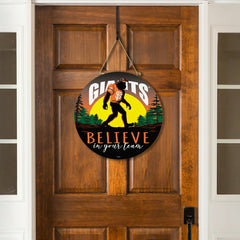 San Francisco Giants Bigfoot Round Door Décor with Hanging Rope, 18x18 - MLB Home