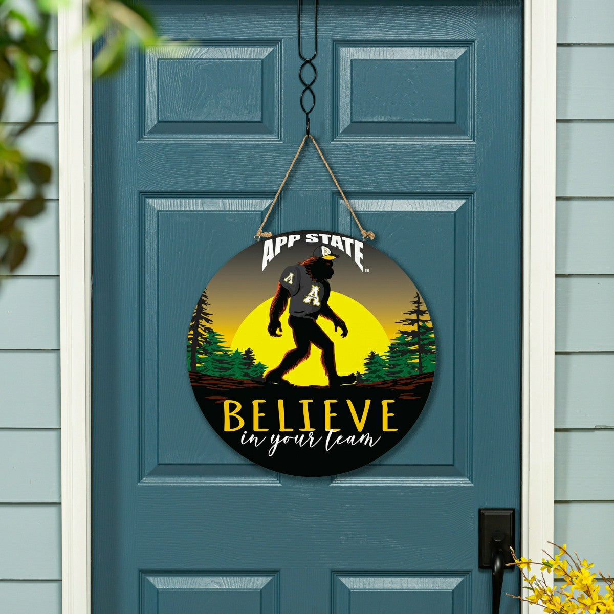 Appalachian State University Bigfoot Round Door Décor with Hanging Rop - Collegiate Home