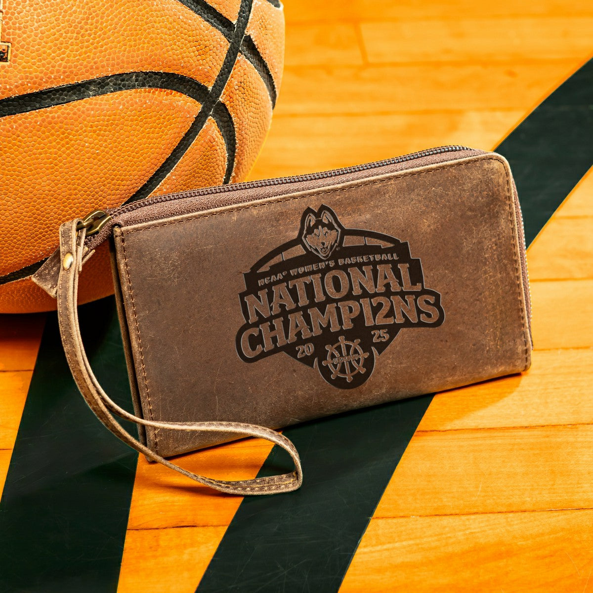 University of Connecticut, Womens NCAA Basketball Champions Wristlet W - Collegiate Home