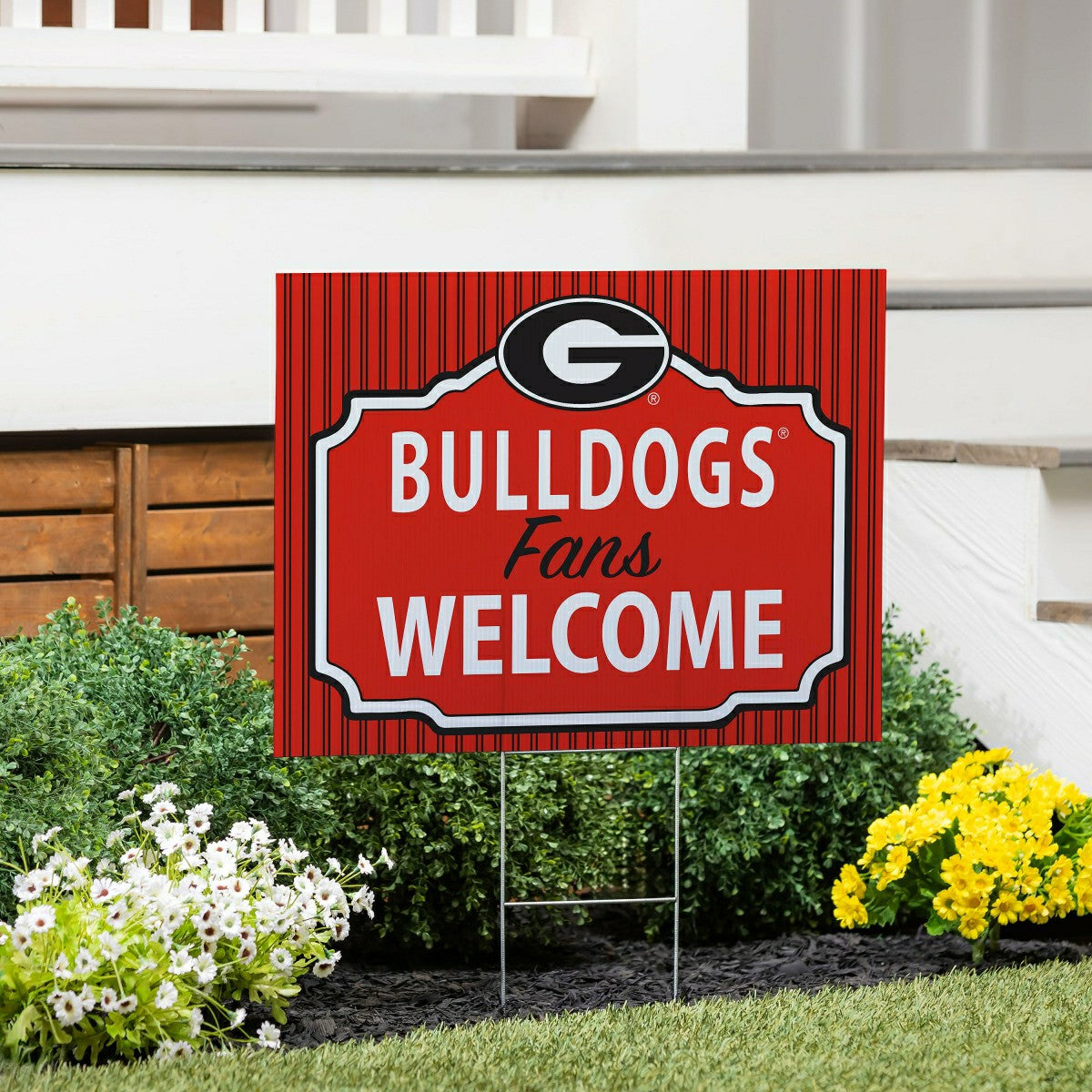 University of Georgia Coroplast Yard Sign, "Fans Welcome" - Collegiate Home