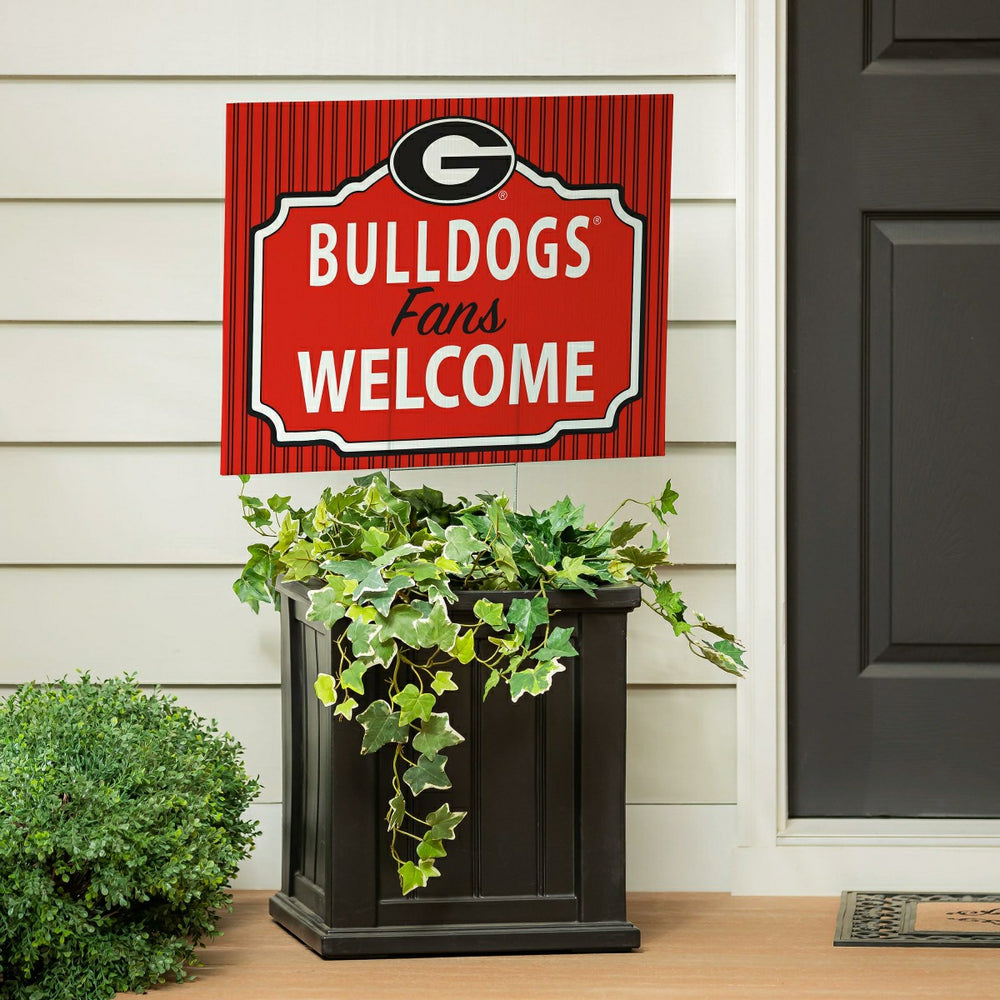 University of Georgia Coroplast Yard Sign, "Fans Welcome" - Collegiate Home