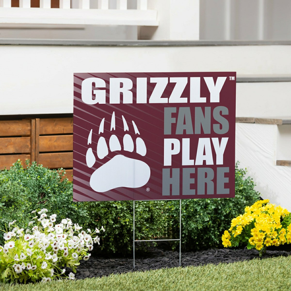 University of Montana Coroplast Yard Sign "Fans Play Here" - Collegiate Home