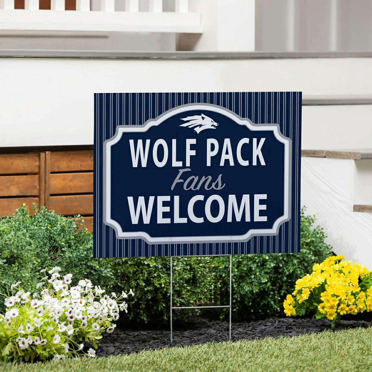 University of Nevada Coroplast Yard Sign, "Fans Welcome" - Collegiate Home