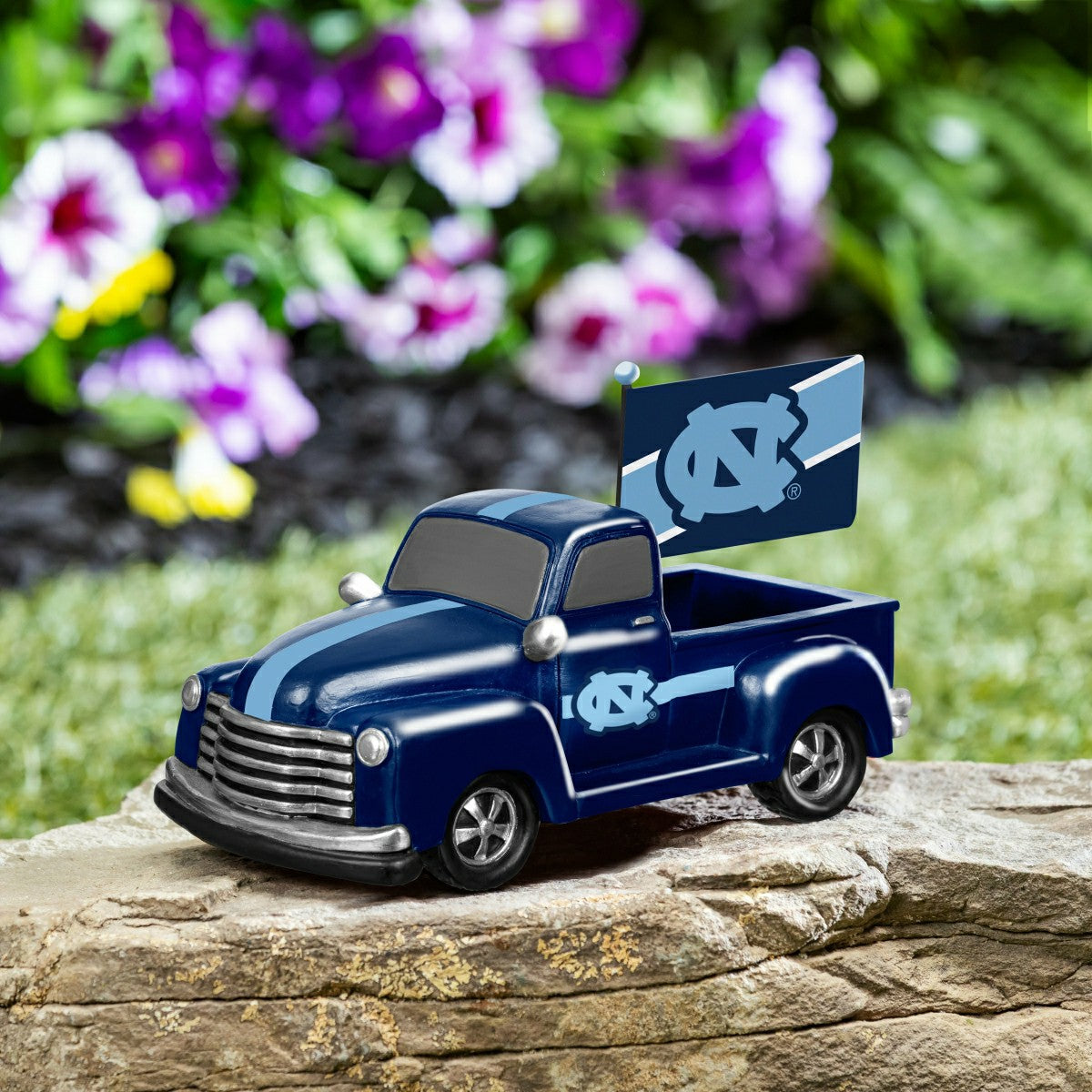 Detroit Lions Rally Truck Statue - Collegiate Home