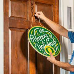 University of Oregon Holiday Round Door Décor with Hanging Rope, 18x18 - Collegiate Home