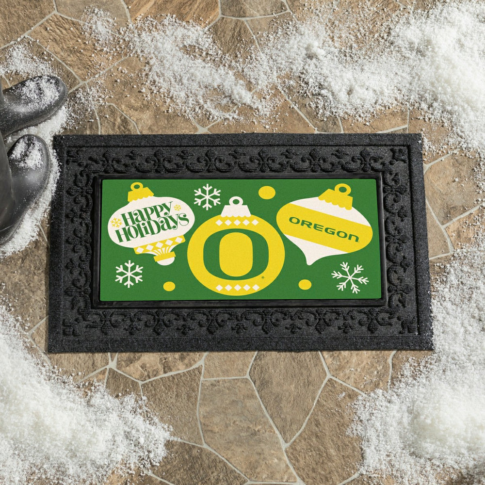 University of Oregon Holiday Flocked Coir Sassafras Switch Mat, 22"x10 - Collegiate