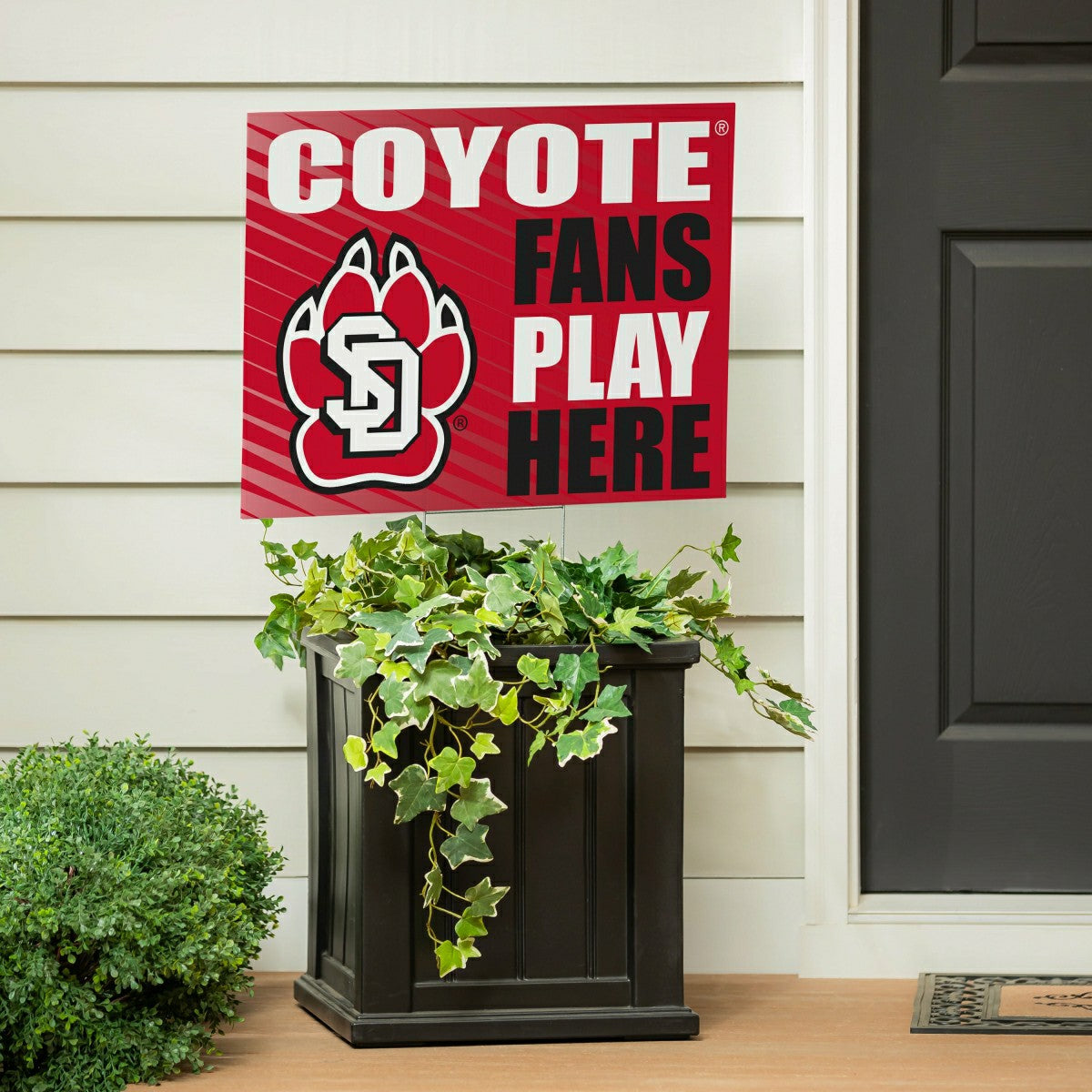 University of South Dakota Coroplast Yard Sign "Fans Play Here" - Collegiate Home
