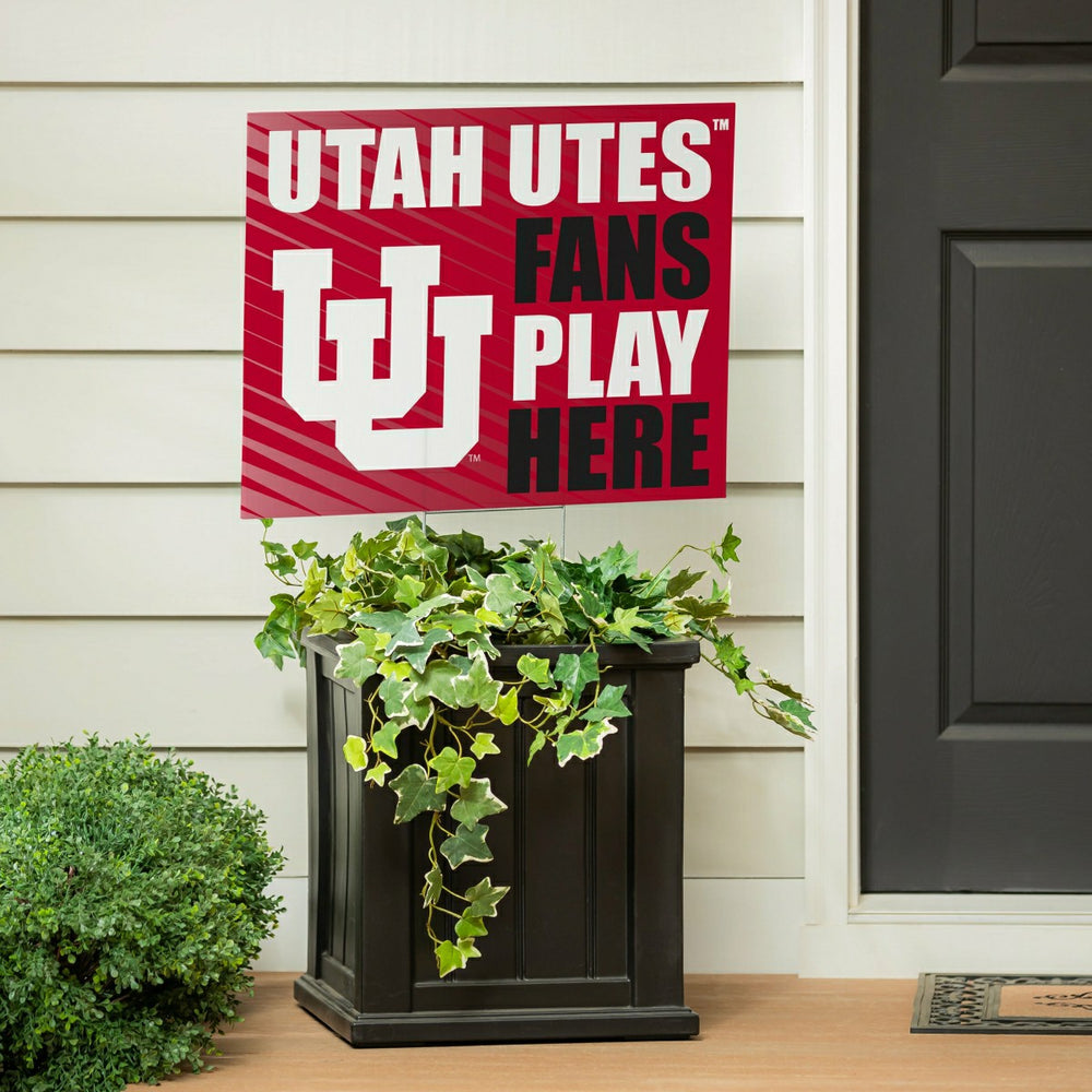 University of Utah Coroplast Yard Sign "Fans Play Here" - Collegiate Home