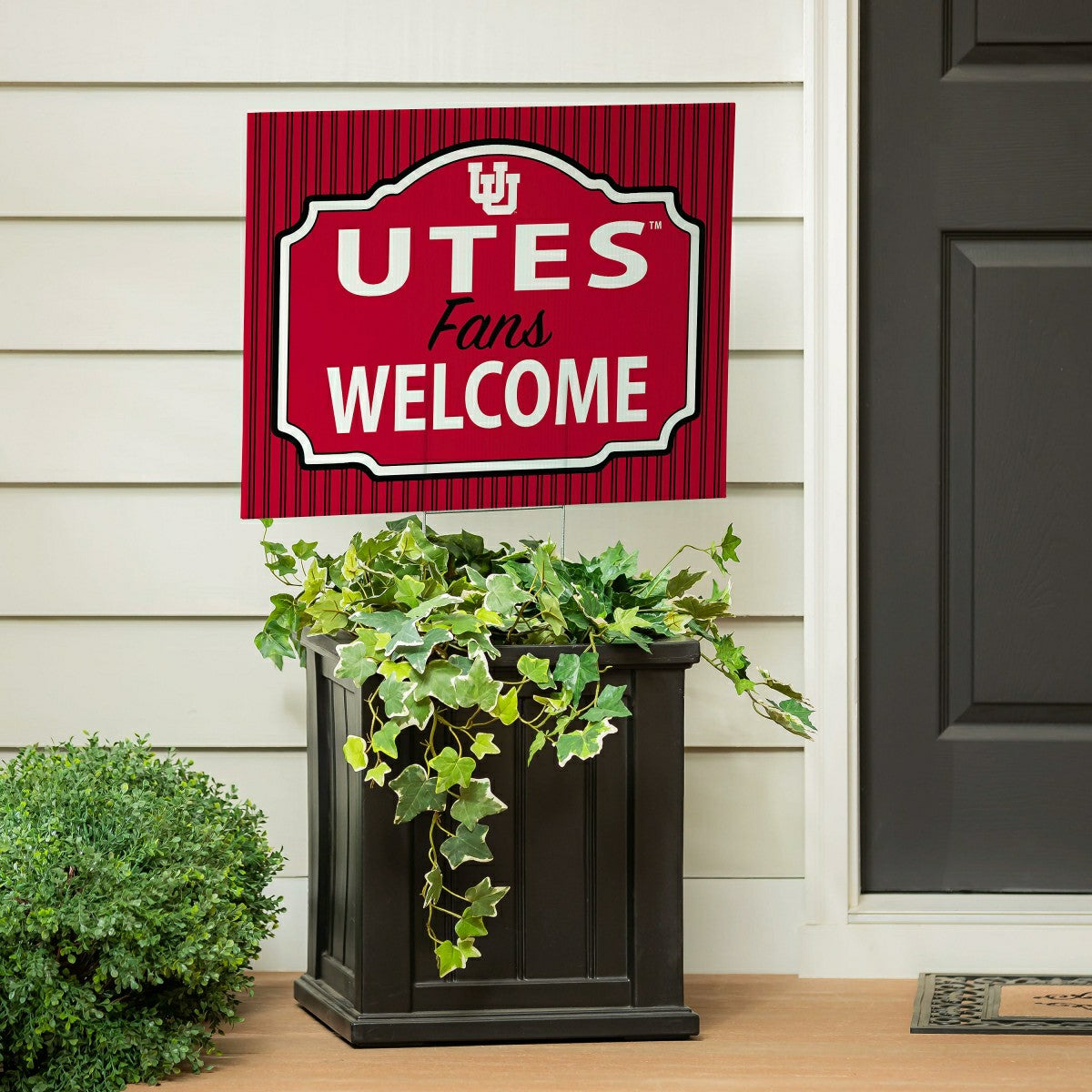 University of Utah Coroplast Yard Sign, "Fans Welcome" - Collegiate Home