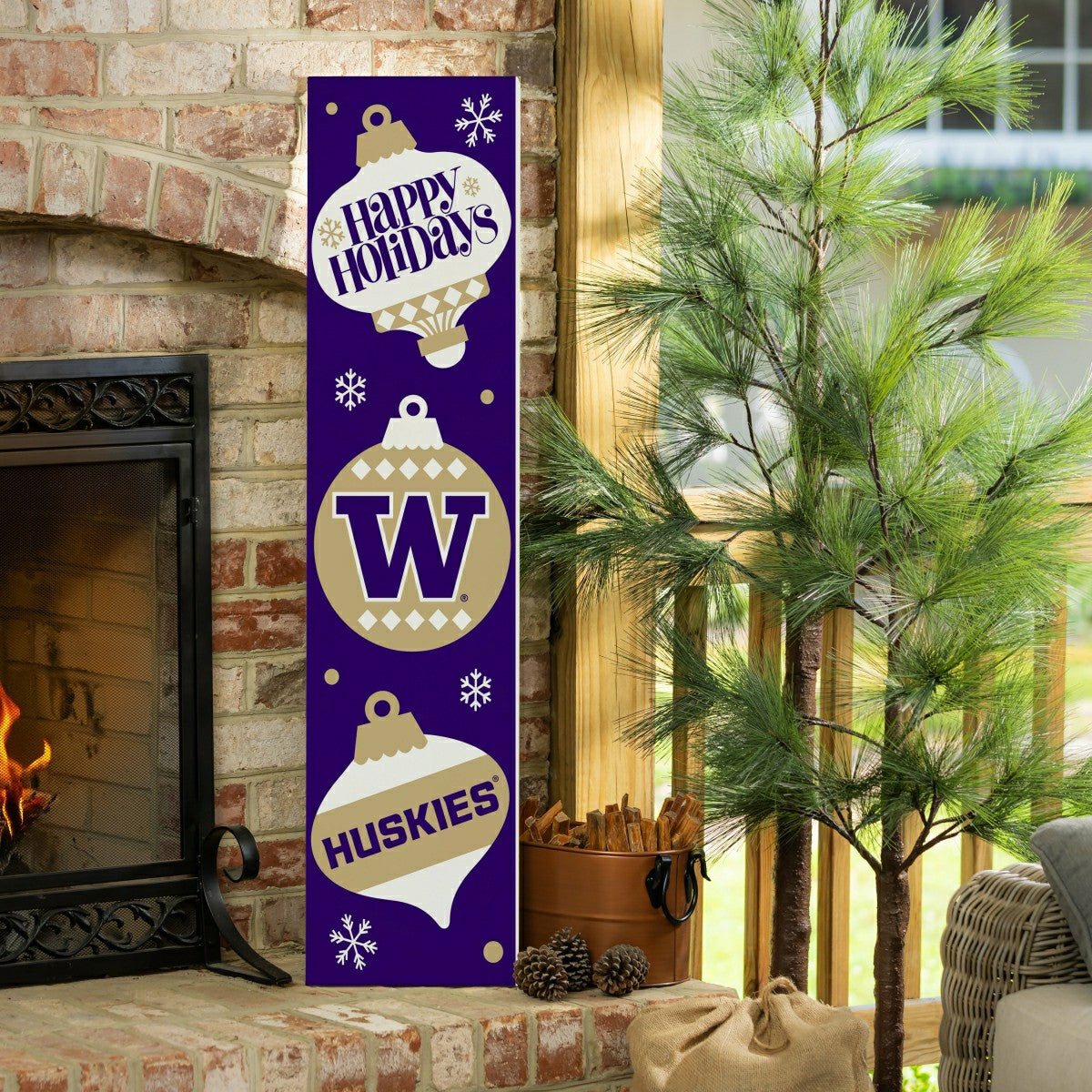 Universitiy of Washington 47" Double Sided Leaner, Christmas - Collegiate Home