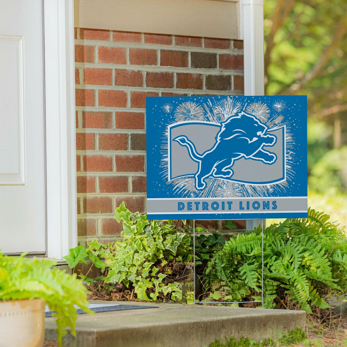 Detroit Lions Yard Sign, Patriotic - NFL Home
