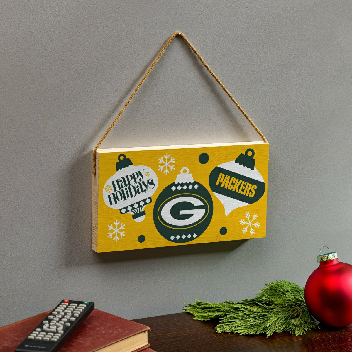Green Bay Packers Holiday Wood Wall Sign, 6x11 - NFL Home