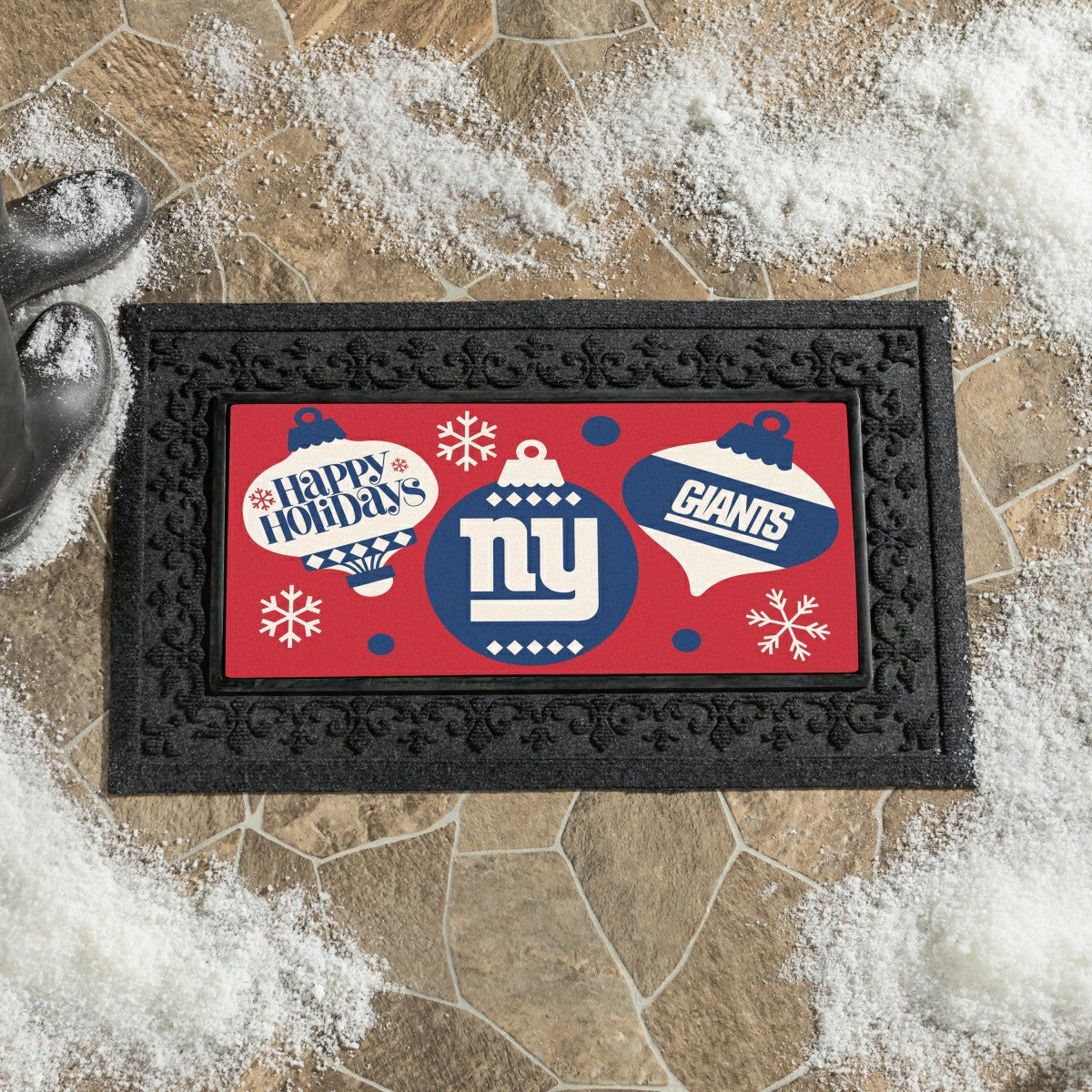 New York Giants Holiday Flocked Coir Sassafras Switch Mat, 22"x10" - NFL