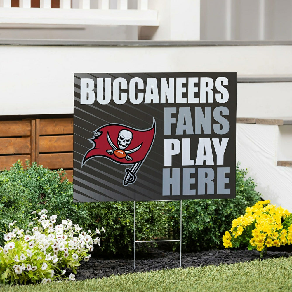 Tampa Bay Buccaneers Coroplast Yard Sign "Fans Play Here" - NFL Home