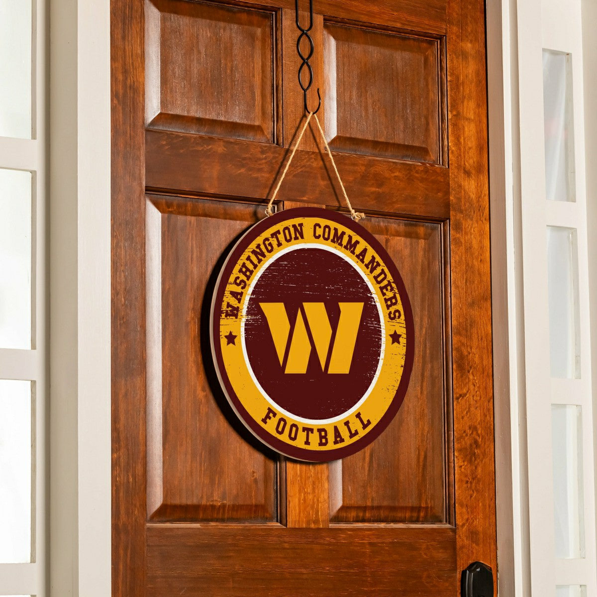 Washington Commanders Round Door Décor with Hanging Rope, 18x18 - NFL Home