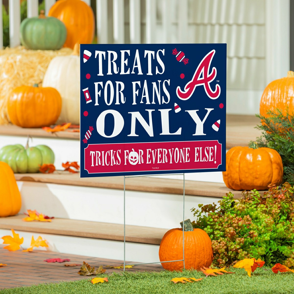 Atlanta Braves Yard Sign, Halloween Treats for Fans - MLB Home
