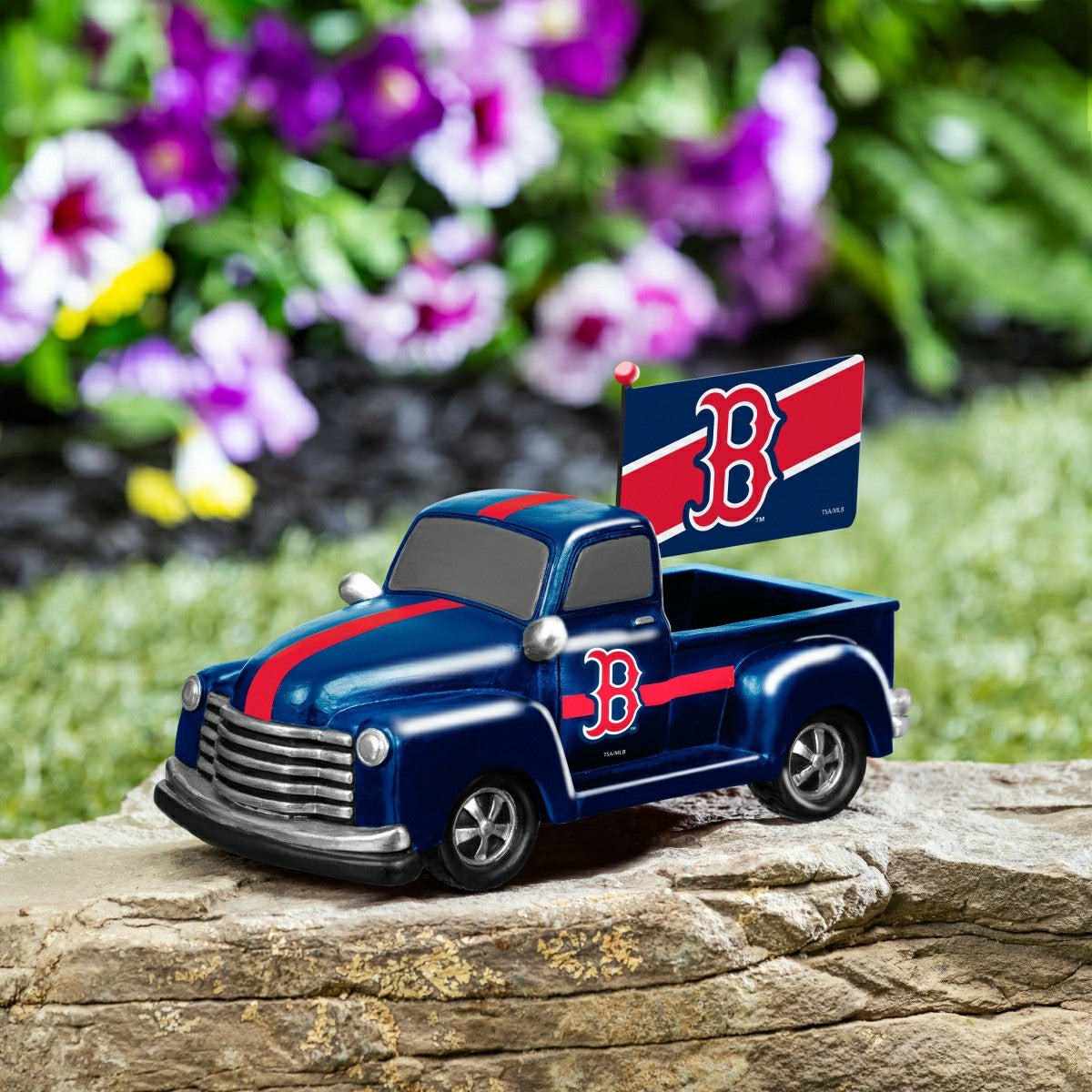 Detroit Lions Rally Truck Statue - MLB Home