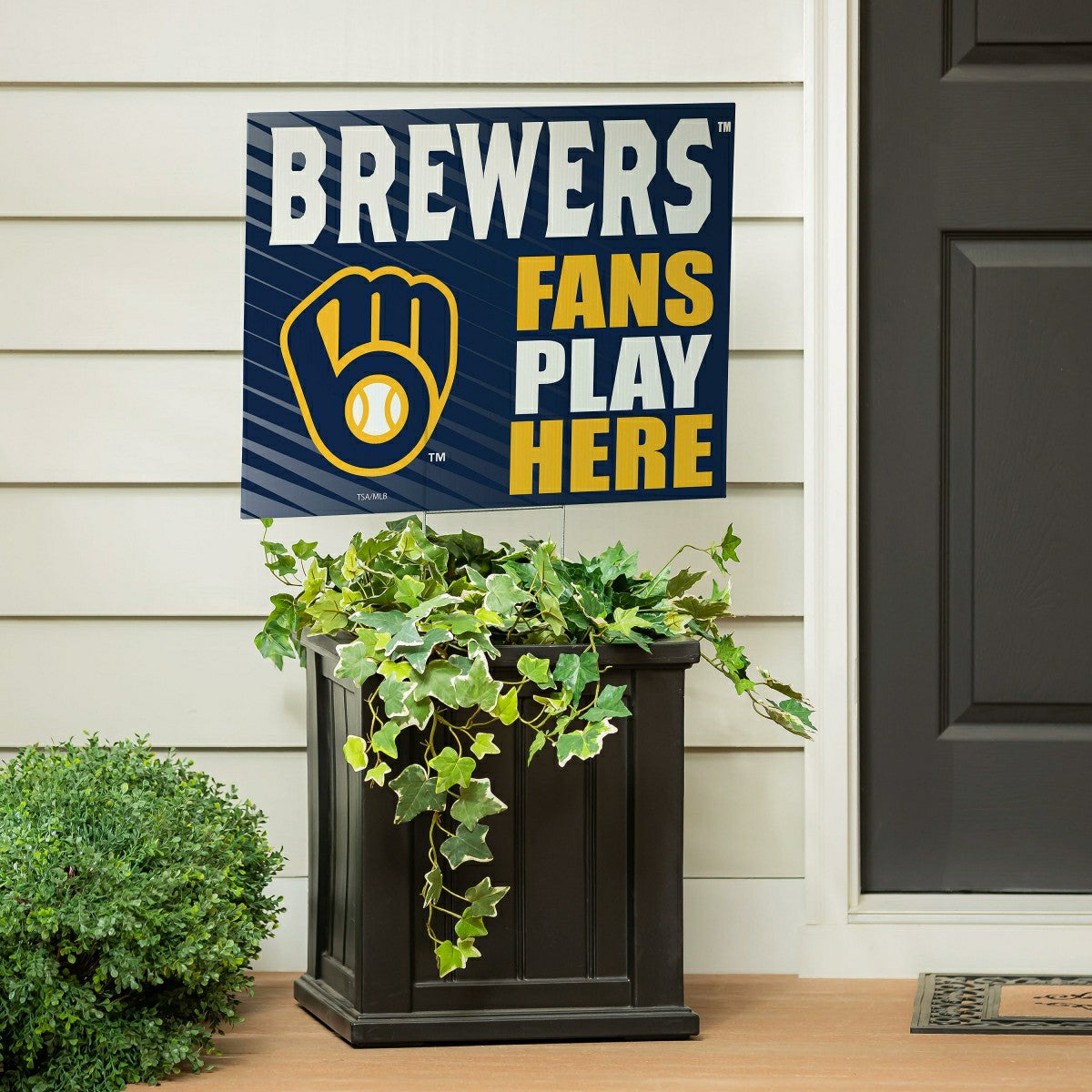 Milwaukee Brewers Coroplast Yard Sign "Fans Play Here" - MLB Home